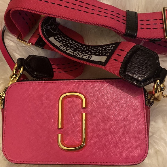 Marc Jacobs Handbags - Marc Jacob snapshot bag